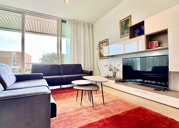 The Olive Retreat Villa, Coast 帕拉瑟